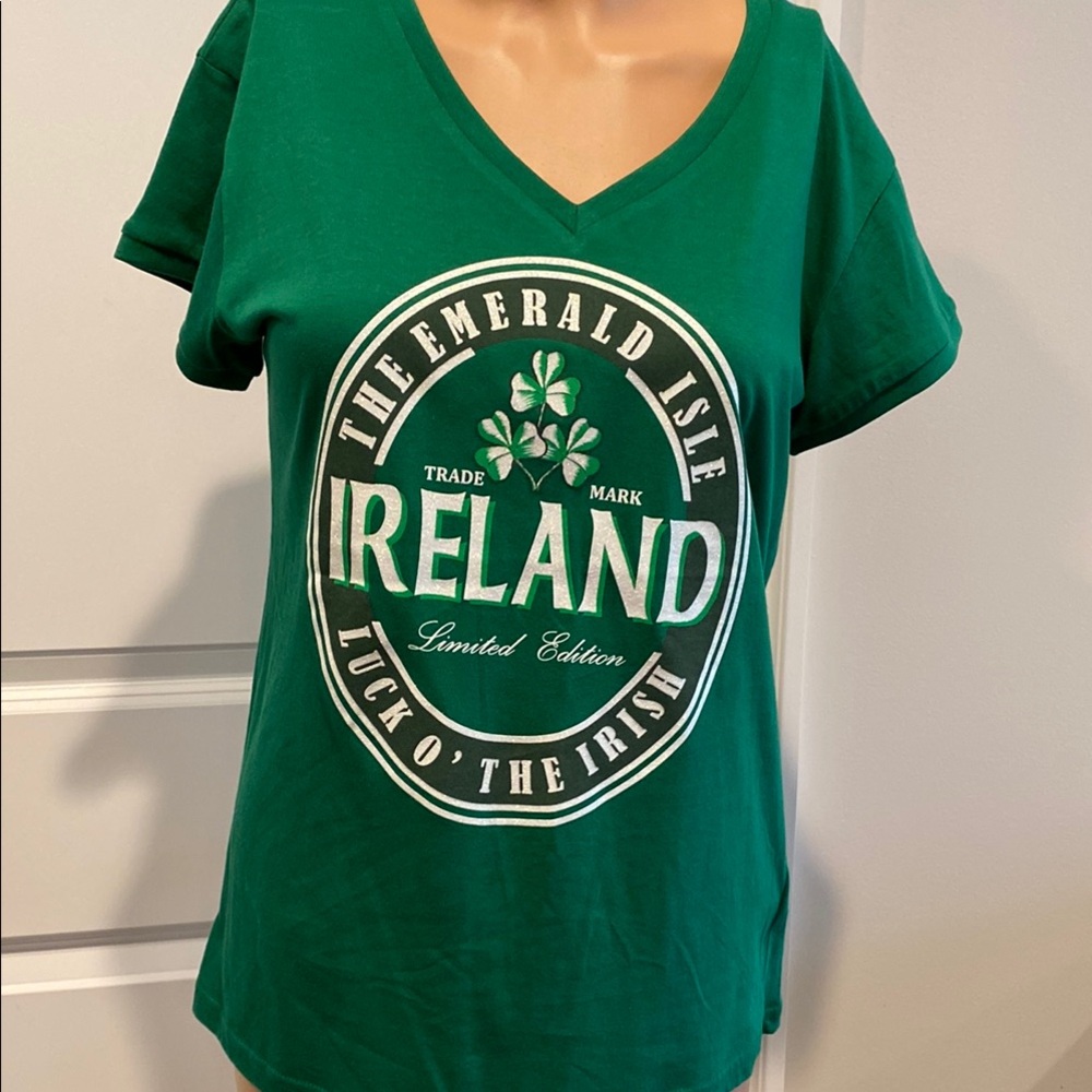 Green Ireland Graphic T-Shirt